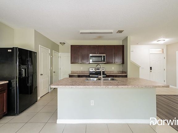 3rd image of 10204 Hawk Storm Ave