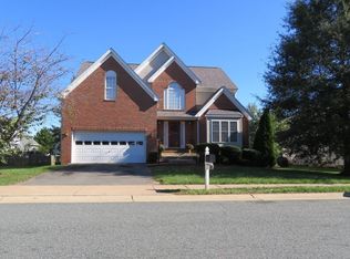 61 Country Manor Dr, Fredericksburg, VA 22406