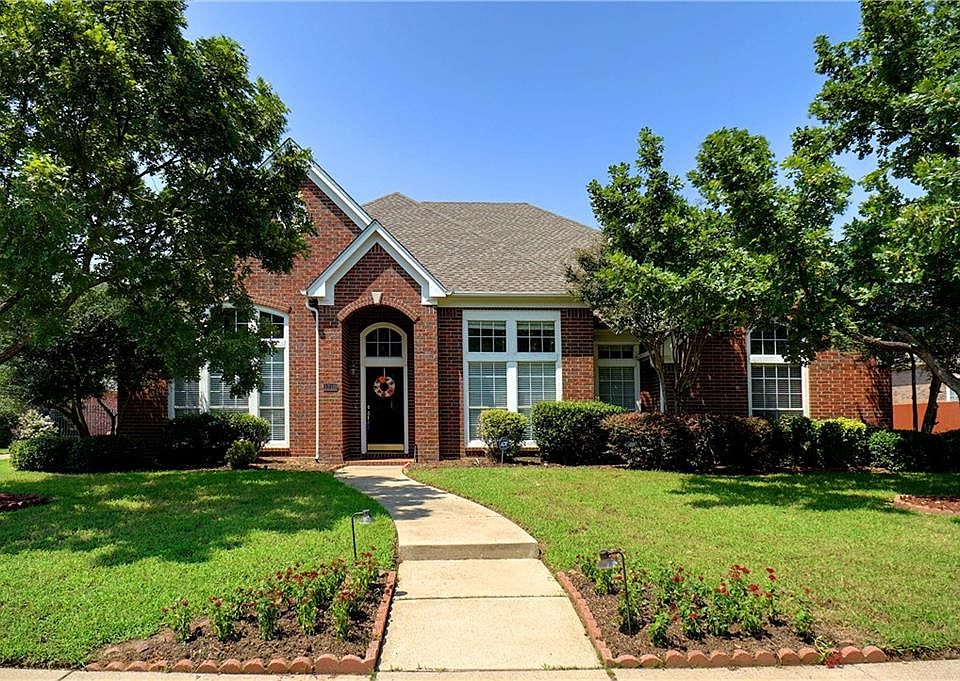 1st image of 1716 Water Lily Dr