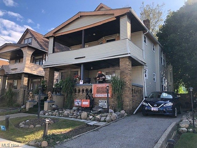 1st image of 3217 E 134th St