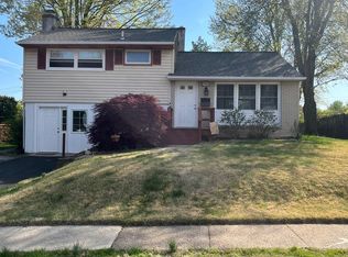 2762 Norman Rd, Abington, PA 19001