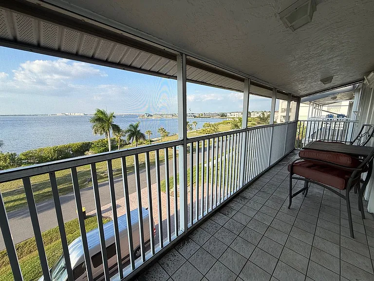 1477 Park Beach Cir #31 — Photo 23