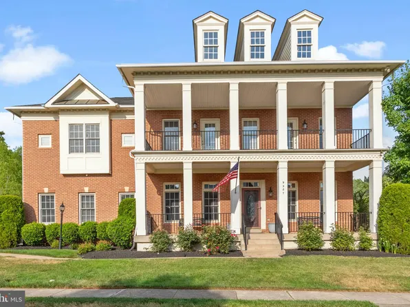 9287 Sumner Lake Blvd, Manassas, VA 20110