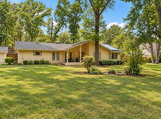 227 Glenwood Dr, Palestine, TX 75801