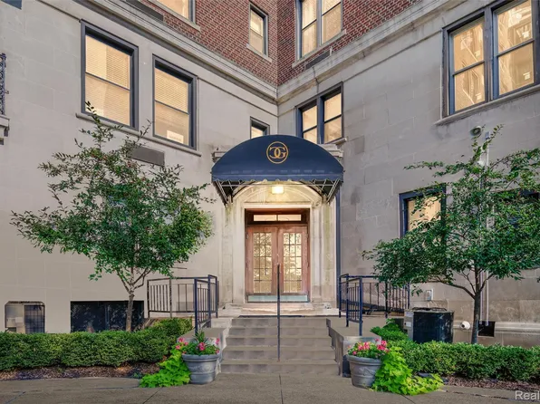 2900 E Jefferson Ave Unit C6a, Detroit, MI 48207