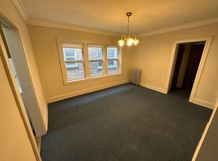 6422 N Richmond St #2B, Chicago, IL 60645