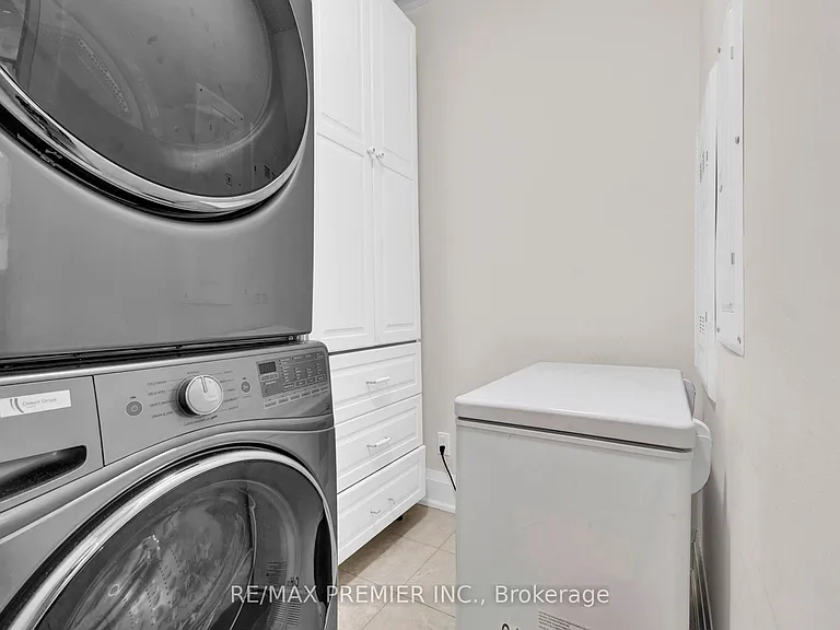9909 Pine Valley Dr #402 — Photo 11