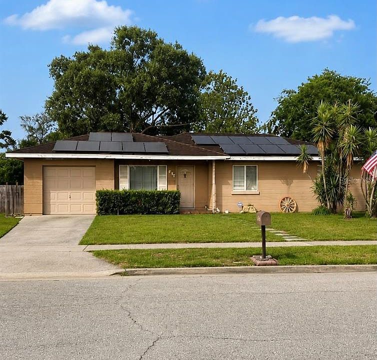 1st image of 915 DUNKIRK PLACE