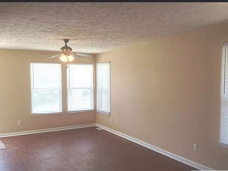 3710 Decatur St — Photo 8