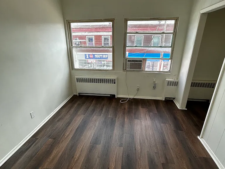 3345 Harrison Ave #1 — Photo 3