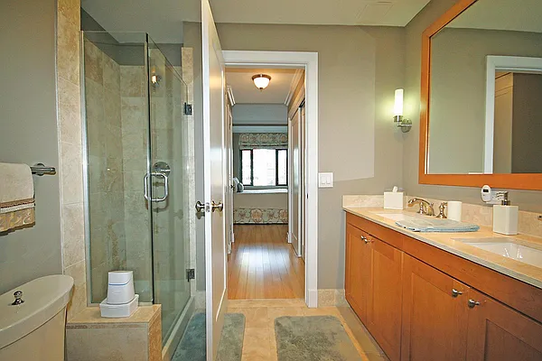 Sold by Keller Williams City Life Realty | media 10