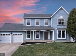 3 Patrick Henry Dr, Marlton, NJ 08053