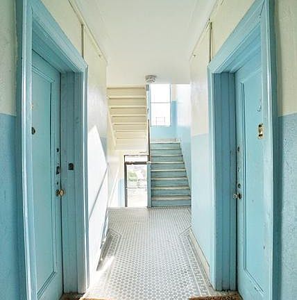 3rd image of 45 Avon Pl #18