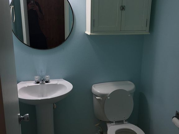 5th image of 709 Garnet Dr