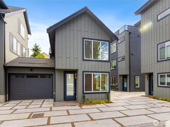 115 N 105th Street #B, Seattle, WA 98133