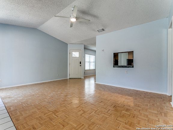 3rd image of 6111 Valley Bay Dr