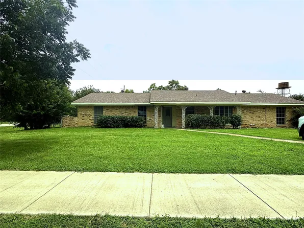 206 N Main St, Edgewood, TX 75117