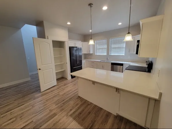 3622 W Canyon Falls Dr #152, Lehi, UT 84043