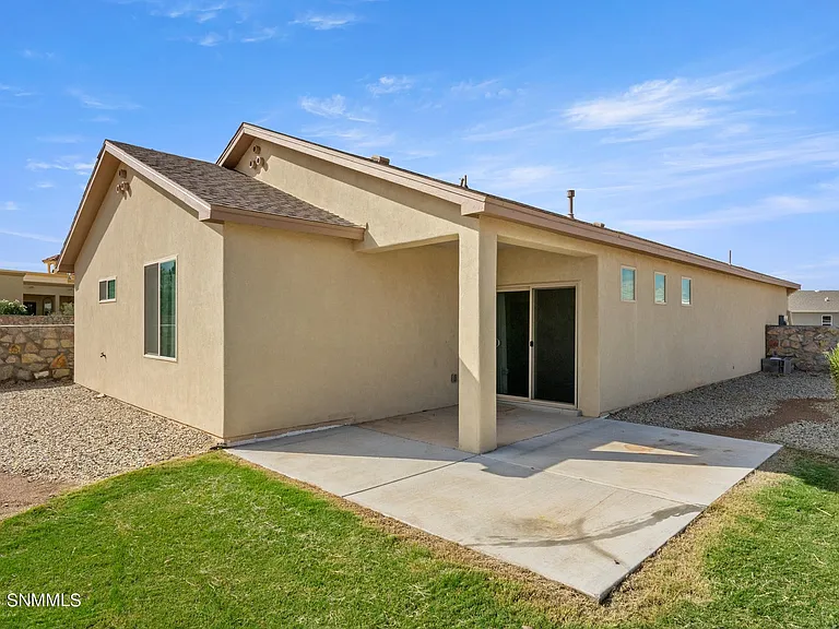 5926 Big Jim Dr — Photo 17