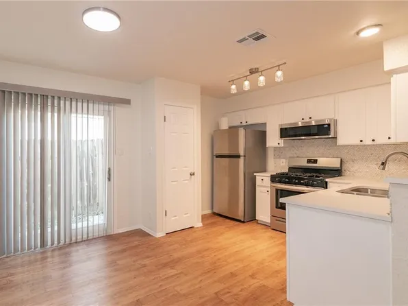 10604 Lanshire Dr #B, Austin, TX 78758