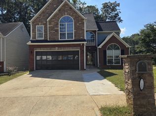 730 Durham Ridge Dr NW, Lilburn, GA 30047