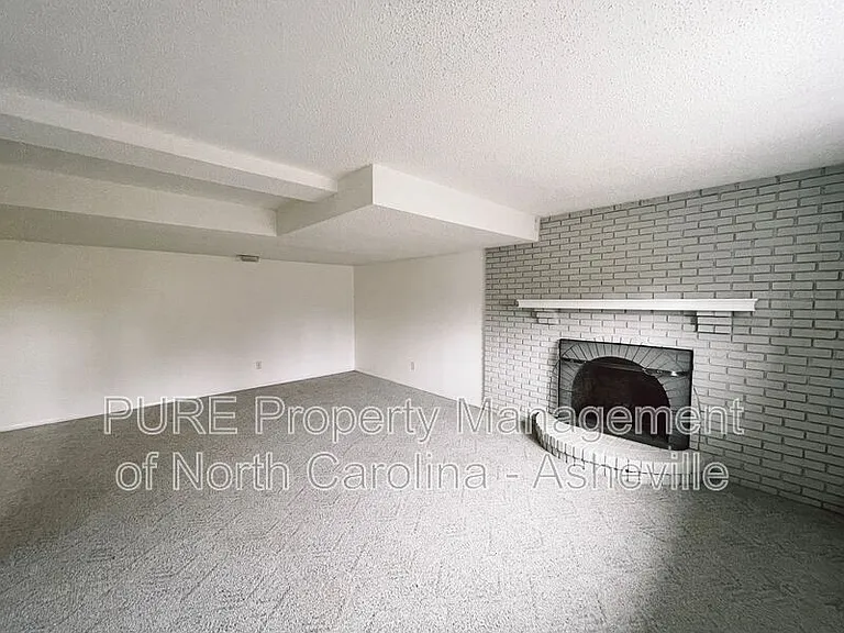 68 Wake Robin Way — Photo 13