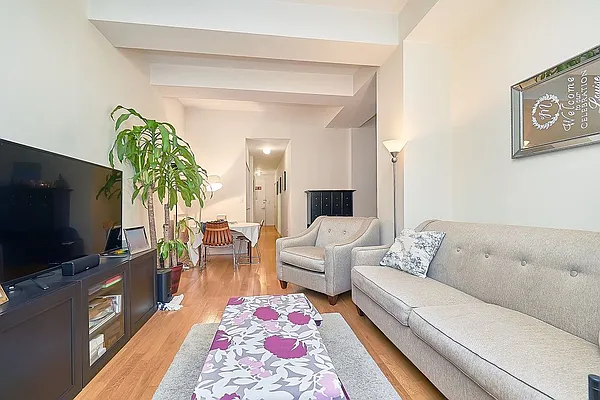 Rented by Compass | media 17