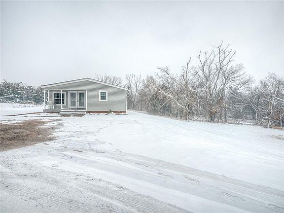 3rd image of 10899 Wolf Creek Dr