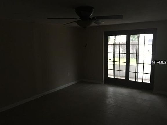4th image of 1822 Lowry Ave