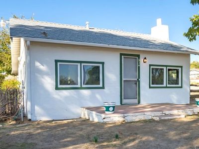 579 N Sylvan Ave, Banning, CA, 92220