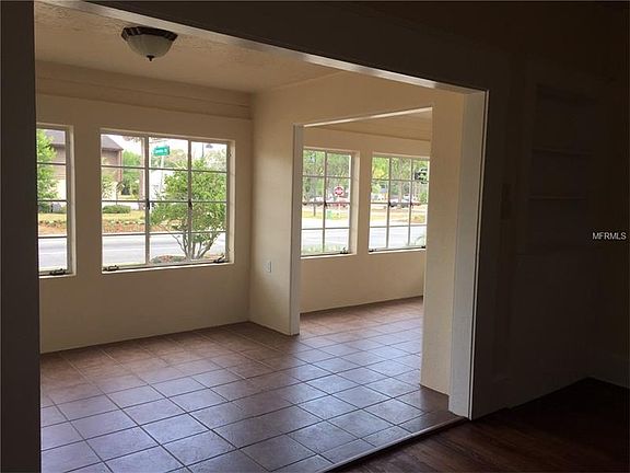 4th image of 403 N Saint Clair Abrams Ave