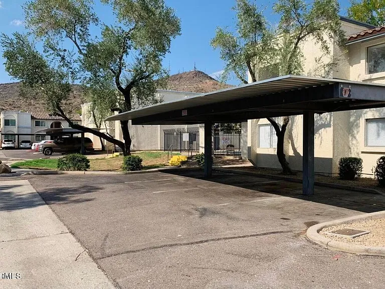 1542 W Sahuaro Dr #4 — Photo 22
