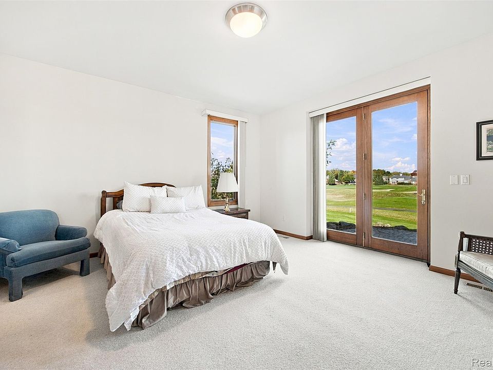 490 Gleneagles, photo 29
