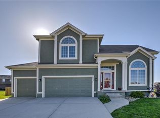313 N Pear St, Gardner, KS 66030