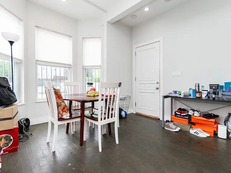78 Forest St #1 — Photo 16