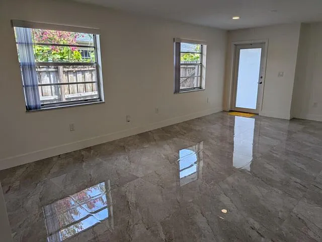 536 NW 43rd Ct — Photo 14