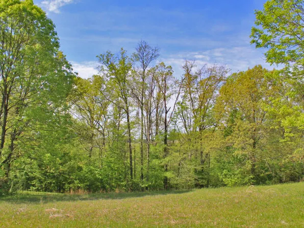 130 Lake Crest Dr, Somerset, KY 42503