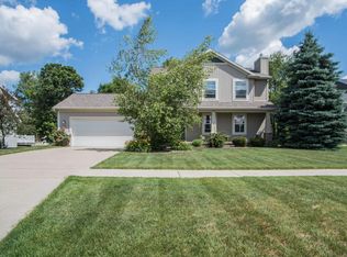 2425 Saddle Dr NE, Belmont, MI 49306