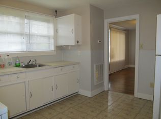 1153 Bristol View Dr, Bristol, VA 24201