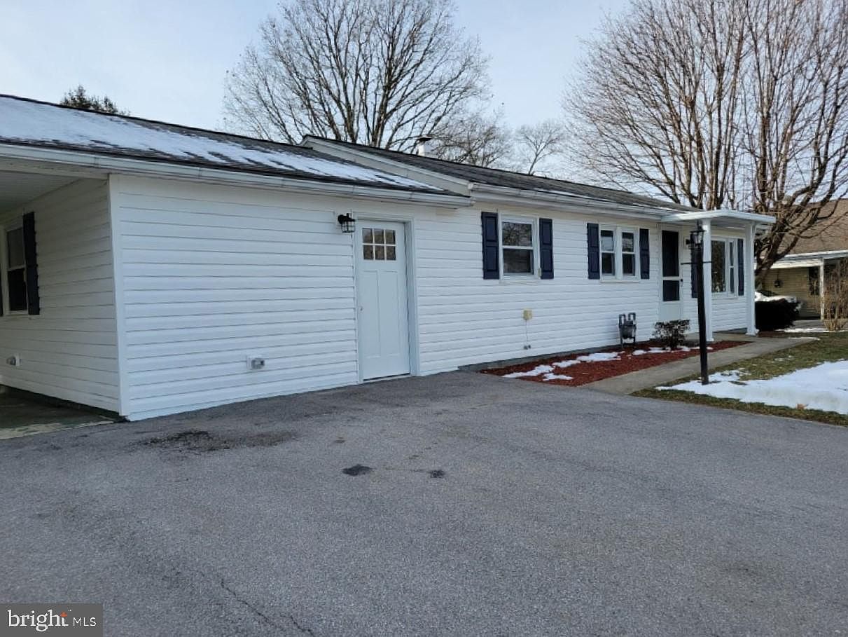 218 Jones Ave, Mont Alto, PA 17237 Zillow