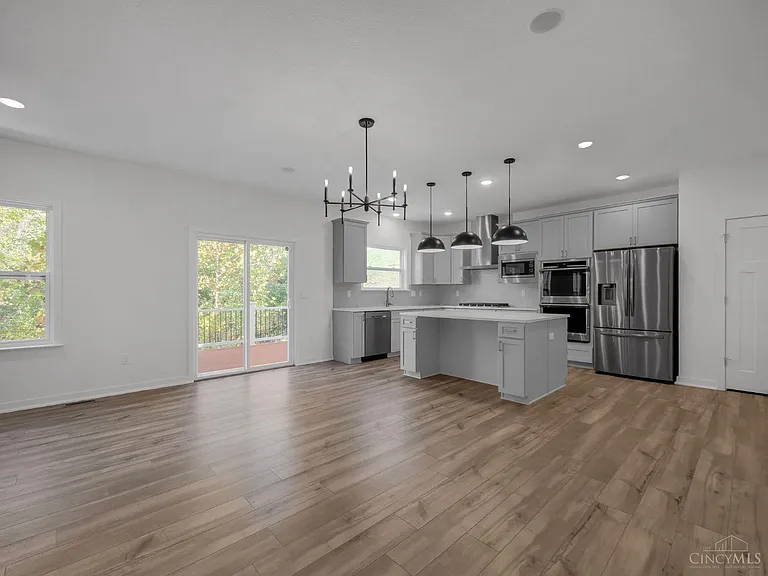 8705 Quietwood Ln — Photo 12