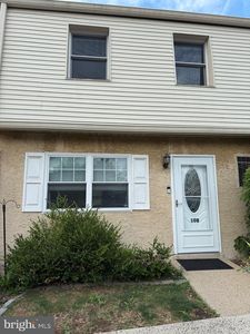 515 N York Rd Unit 10B, Willow Grove, PA, 19090