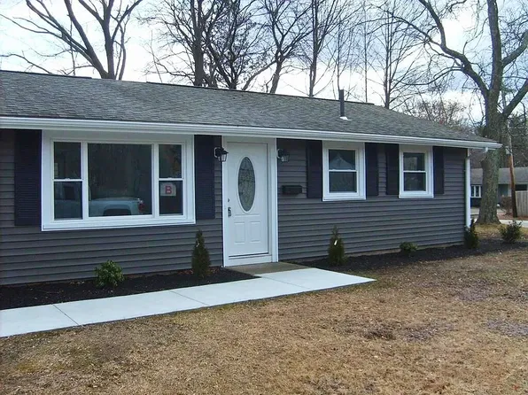 71 Kathleen Rd, Brockton, MA 02302