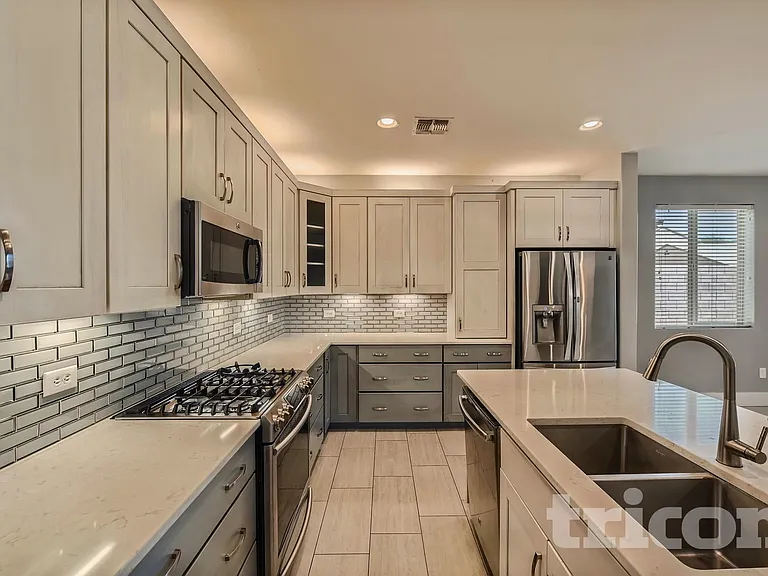 678 S Desert Haven Rd — Photo 22