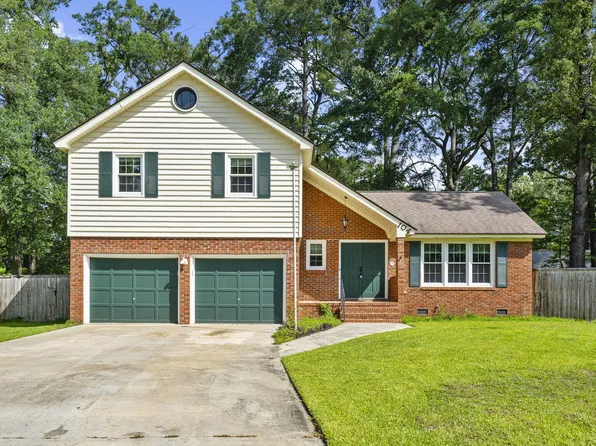104 Greendale Ct, Summerville, SC 29485