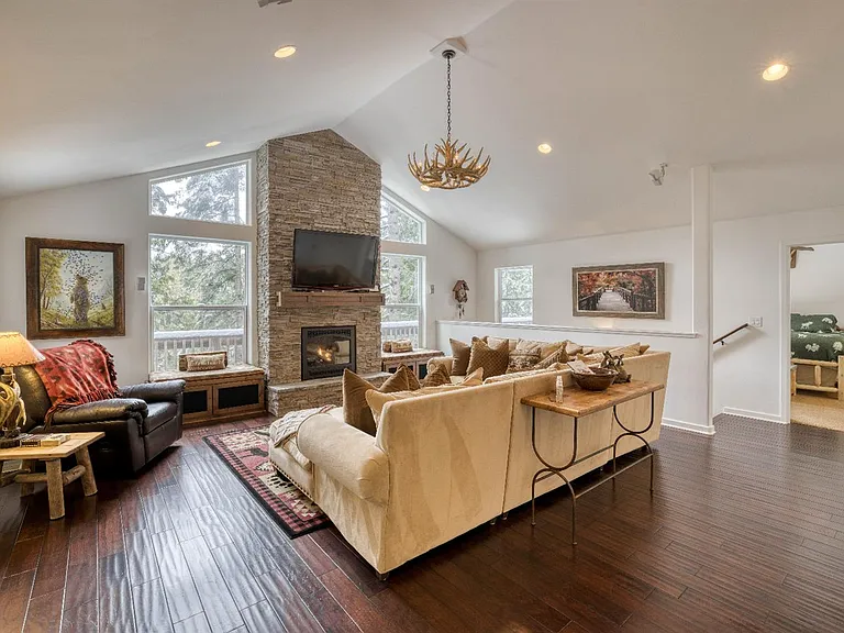 6566 Topaz Dr — Photo 6