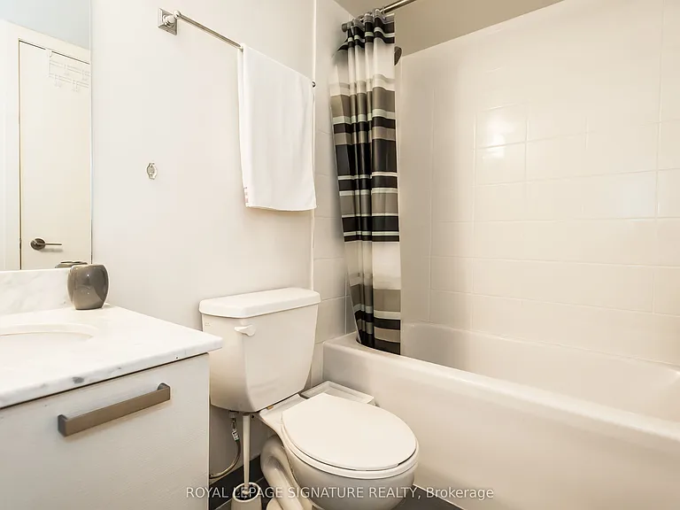 36 Lisgar St #2217E — Photo 9