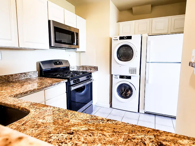 2500 Markham Ln #6 — Photo 9