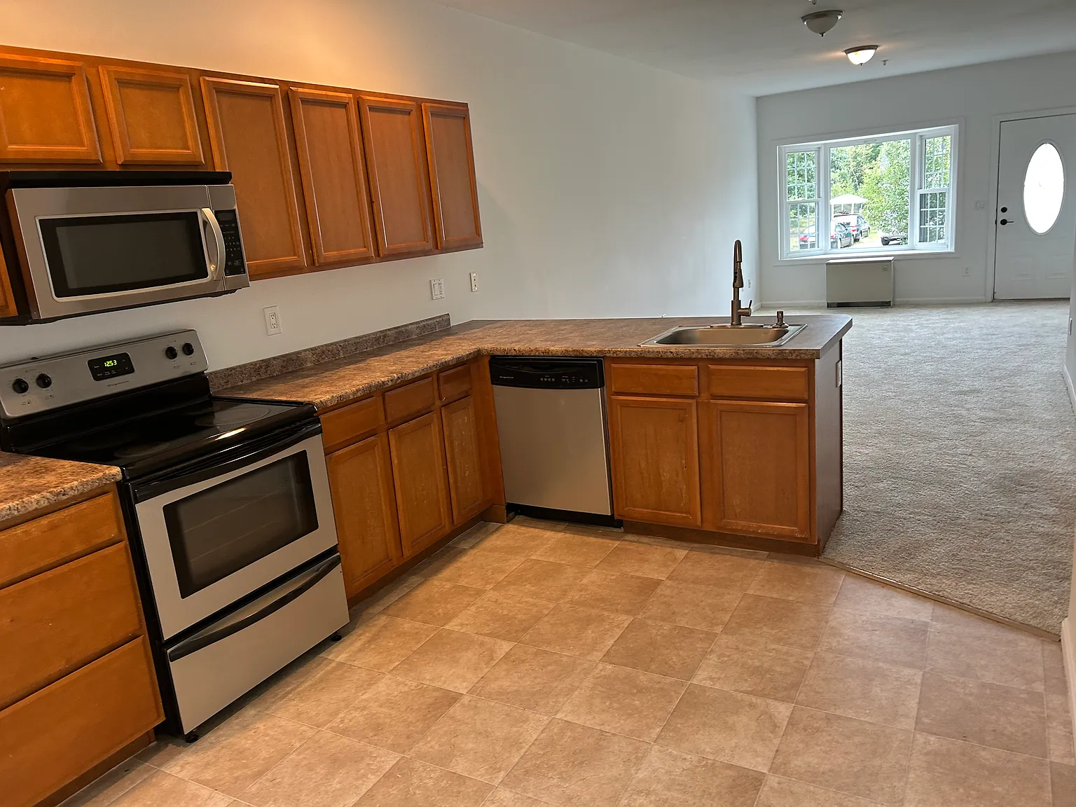 Trinity Circle Townhomes — Photo 4