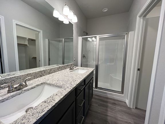 4th image of 2881 Melissa Ln